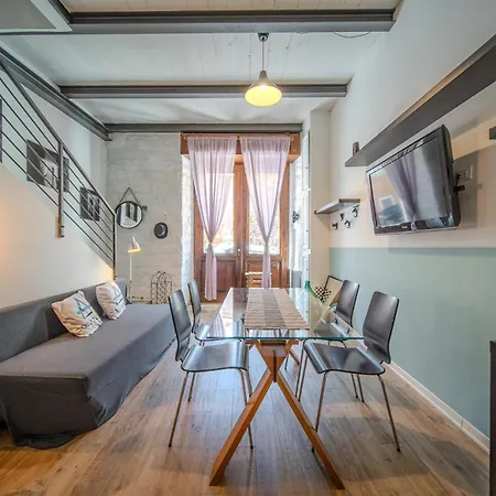 Cosy Moods - Oldtown Triest